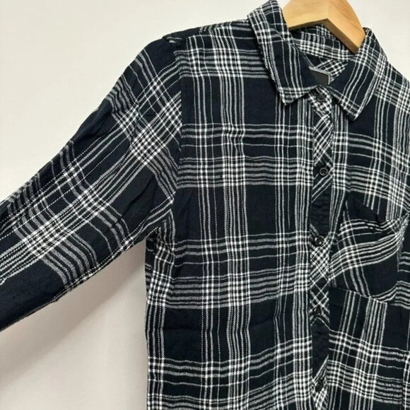 Rails Hunter Button Down Plaid Shirt Black and White Women's Size XS - Picture 3 of 12